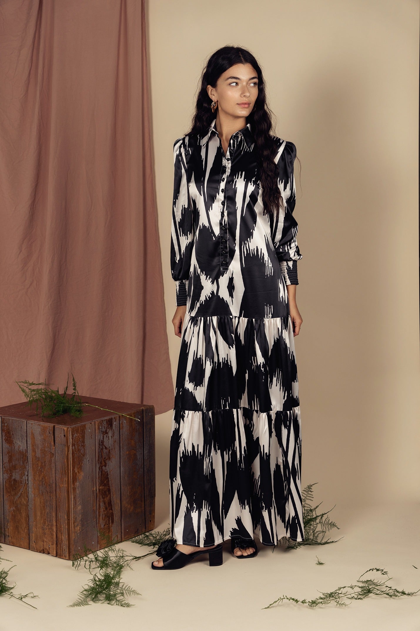 Printed Collar Buttoned Maxi