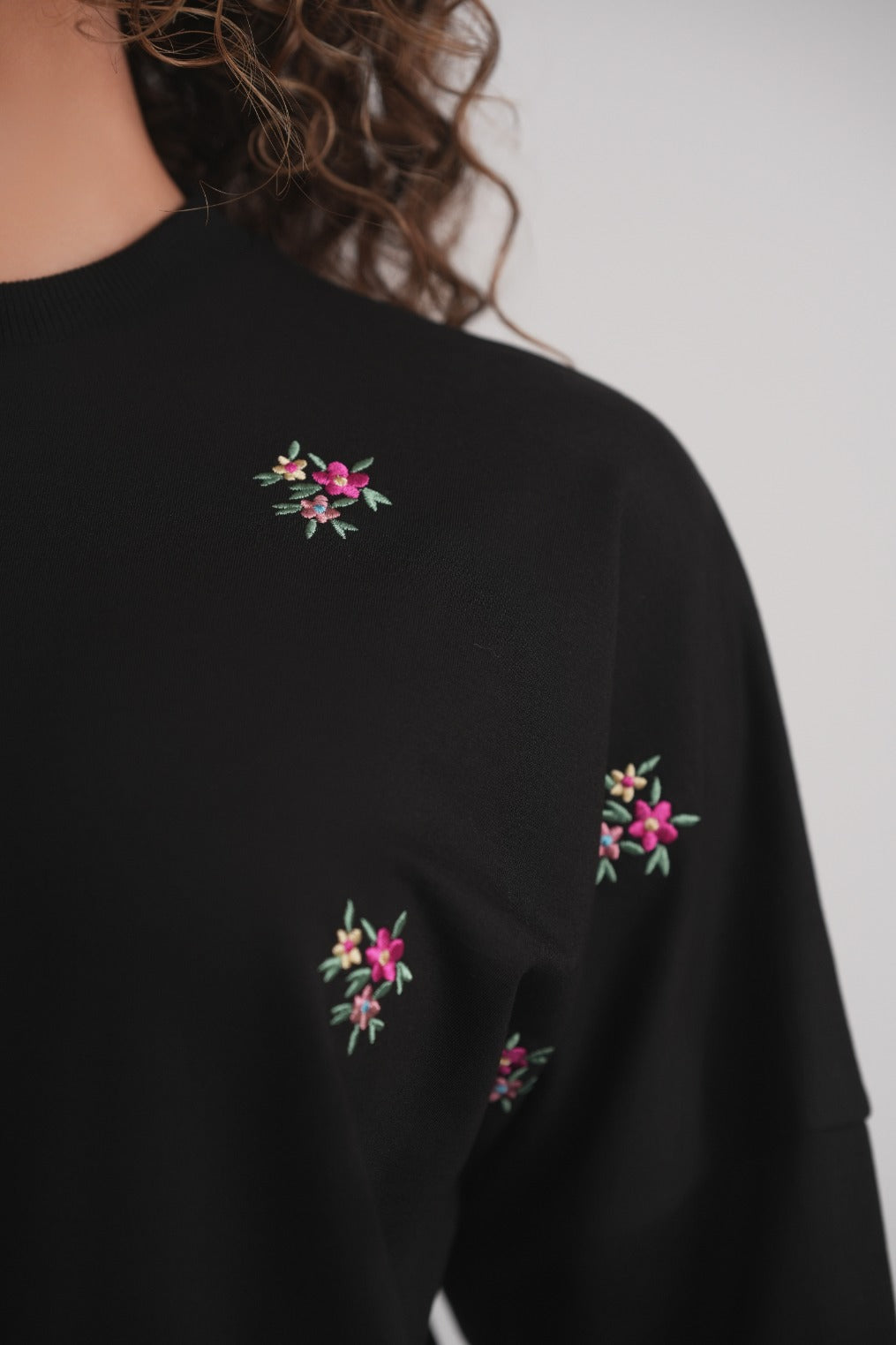 Floral Embroidered Sweatshirt