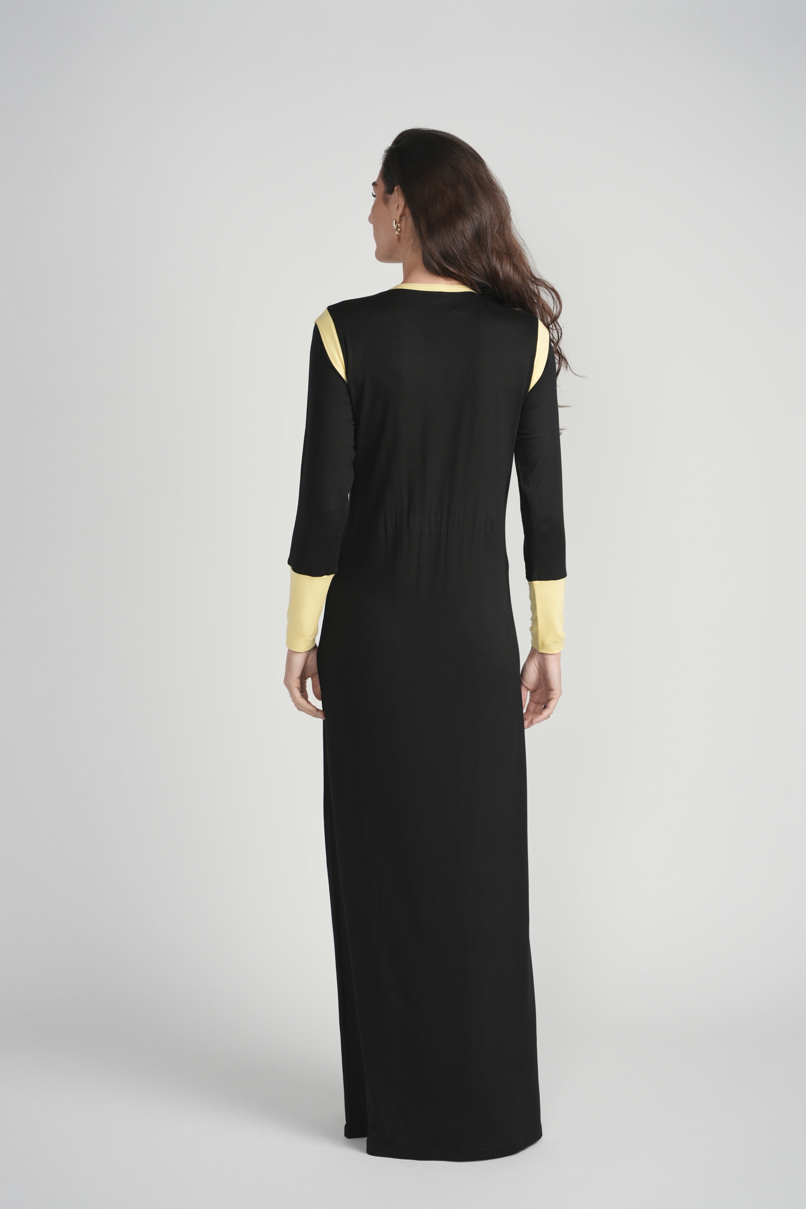 Yellow Detail Button Nightgown- Black